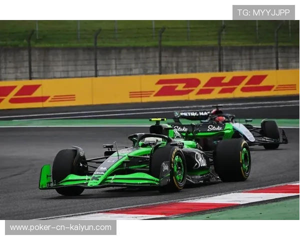 荷兰骑手 Edward Gal 在巴黎奥运会盛装舞步比赛中获得第九名,展现出色表现。 荷兰骑手 Edward Gal 在巴黎奥运会盛装舞步比赛中获得第九名,展现出色表现。